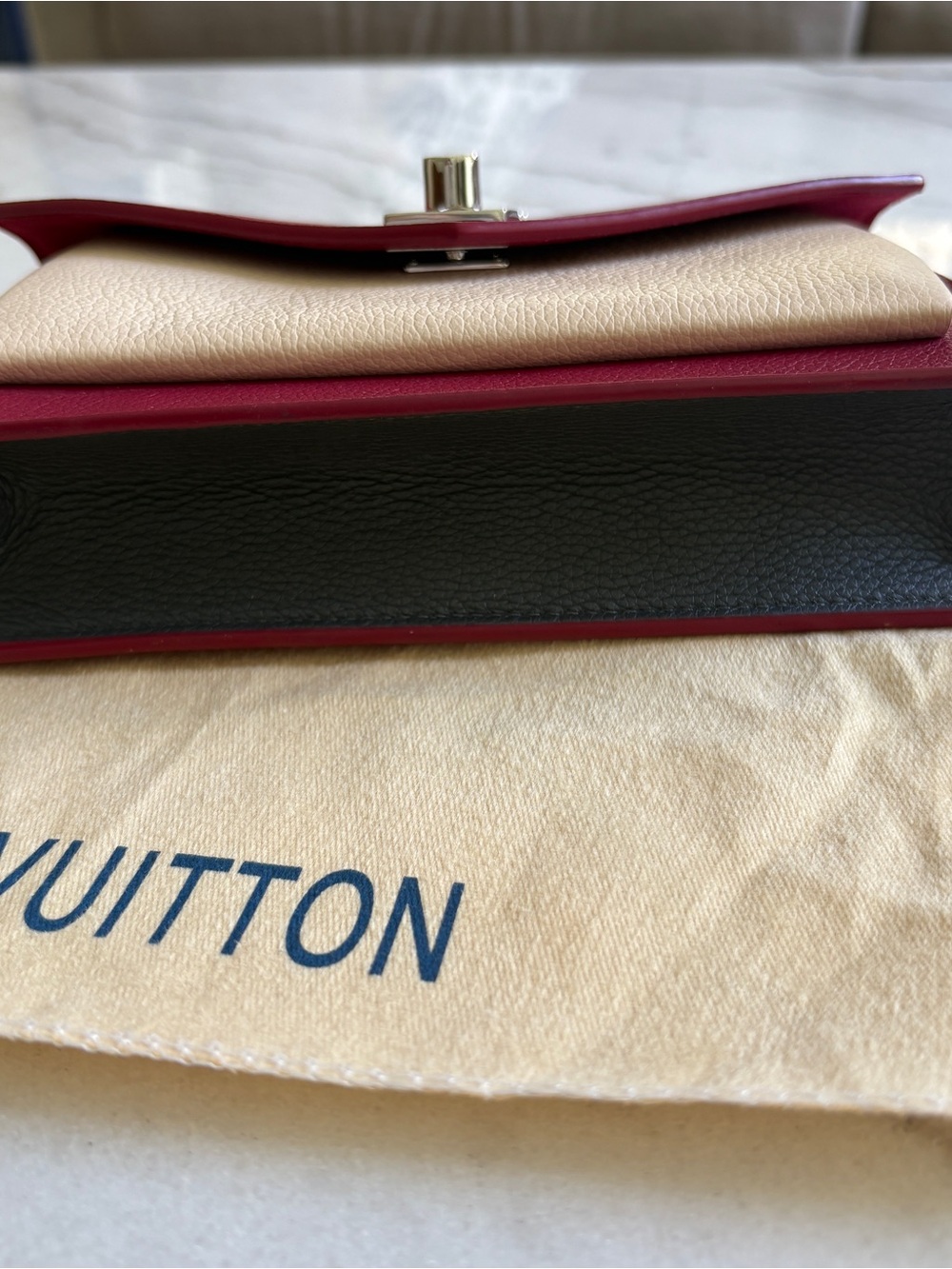 Louis Vuitton Mylockme Chain Pochette - Picture 6 of 11